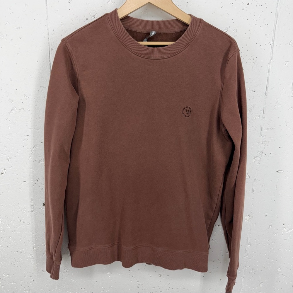 Vuori Men's size Large Restore Raisin Purple Crewneck Sweatshirt